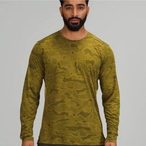 Lululemon Men's Fast and Free Athletic shirt